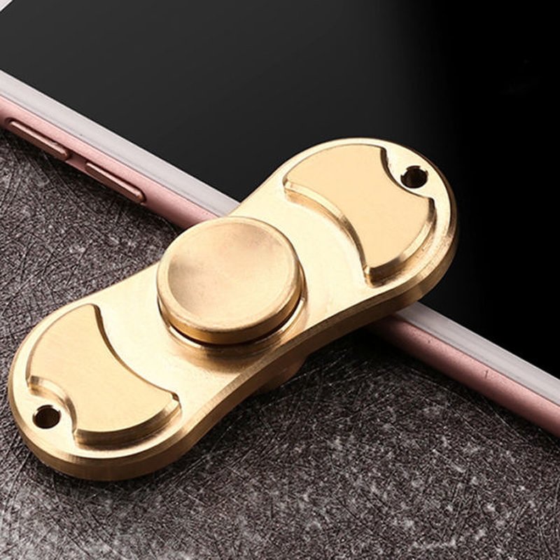 Hochwertiger Fidget Spinner mit Hülle für effektiven Stressabbau